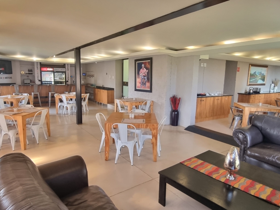 10 Bedroom Property for Sale in Heuwelsig Free State